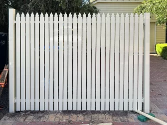 Vertical Picket