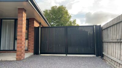 Double swing gate