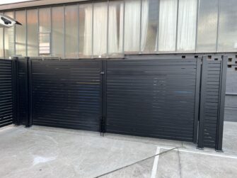 Double swing gate