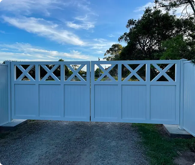Right Fencing Company